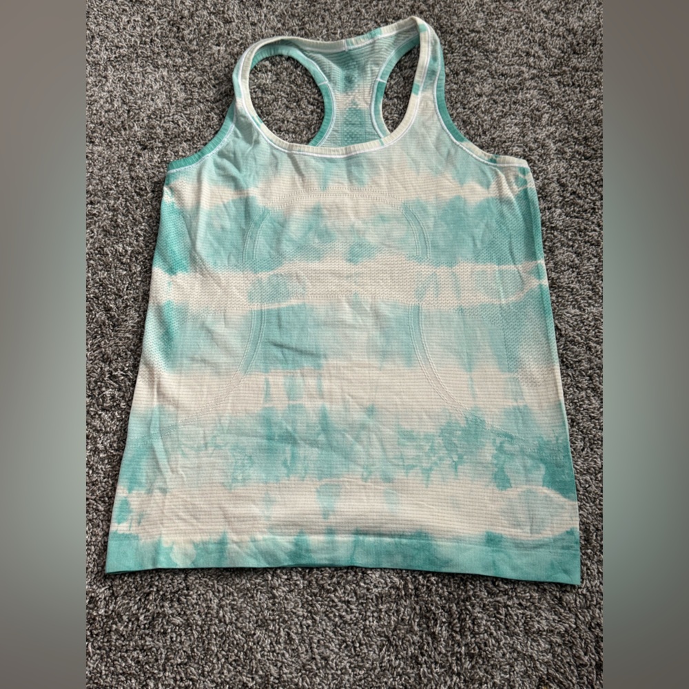 Lululemon Athletica Teal and White Tie-Dye Tank Top